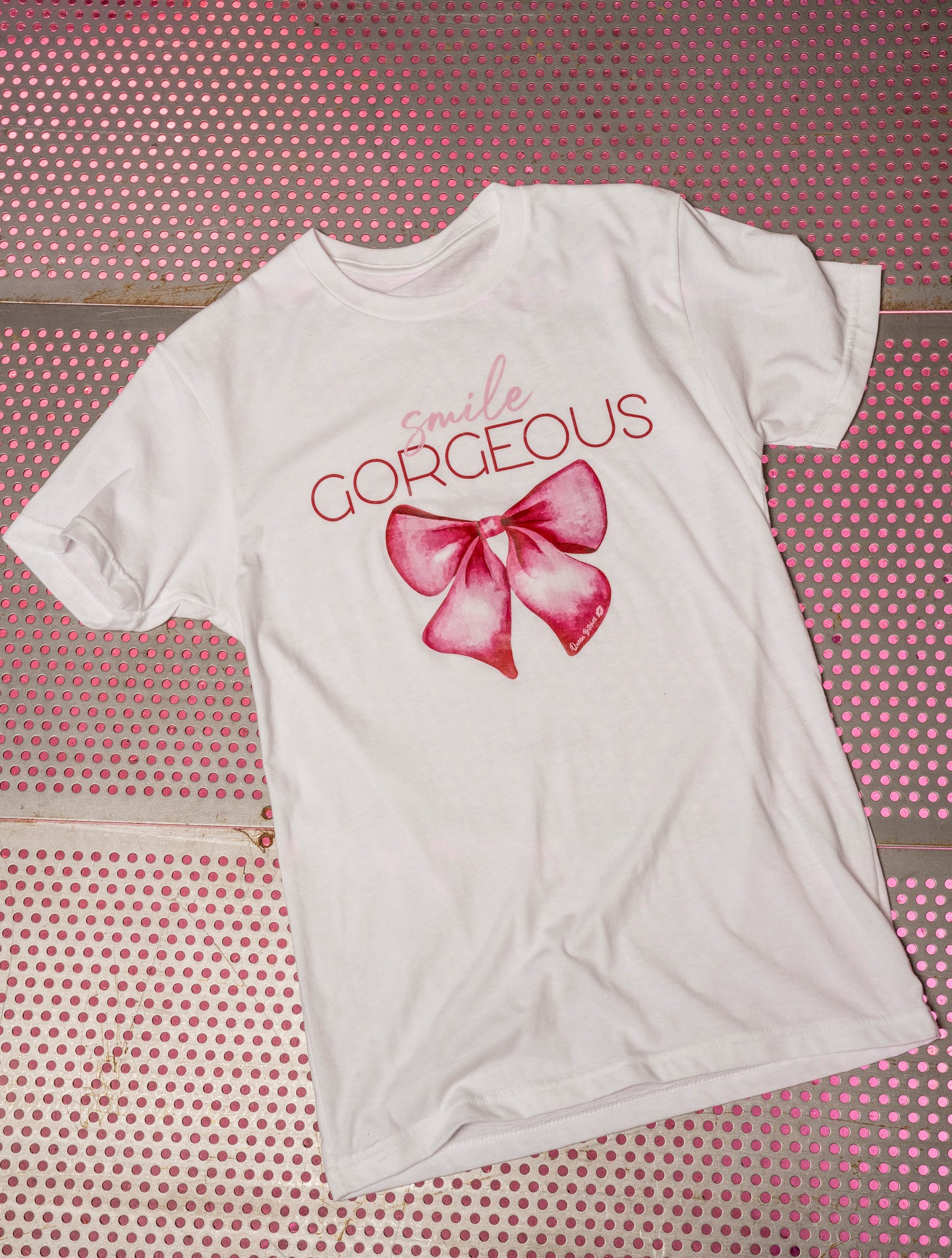 Smile Gorgeous 🎀 Fitted Tee